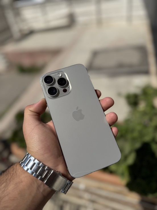 Apple iPhone 15 Pro Max Titan 256 GB
