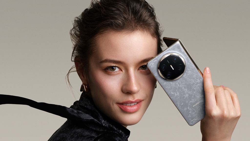 Satellite-Connected-Foldable-Phone-Huawei-Mate-X6-Unveiled